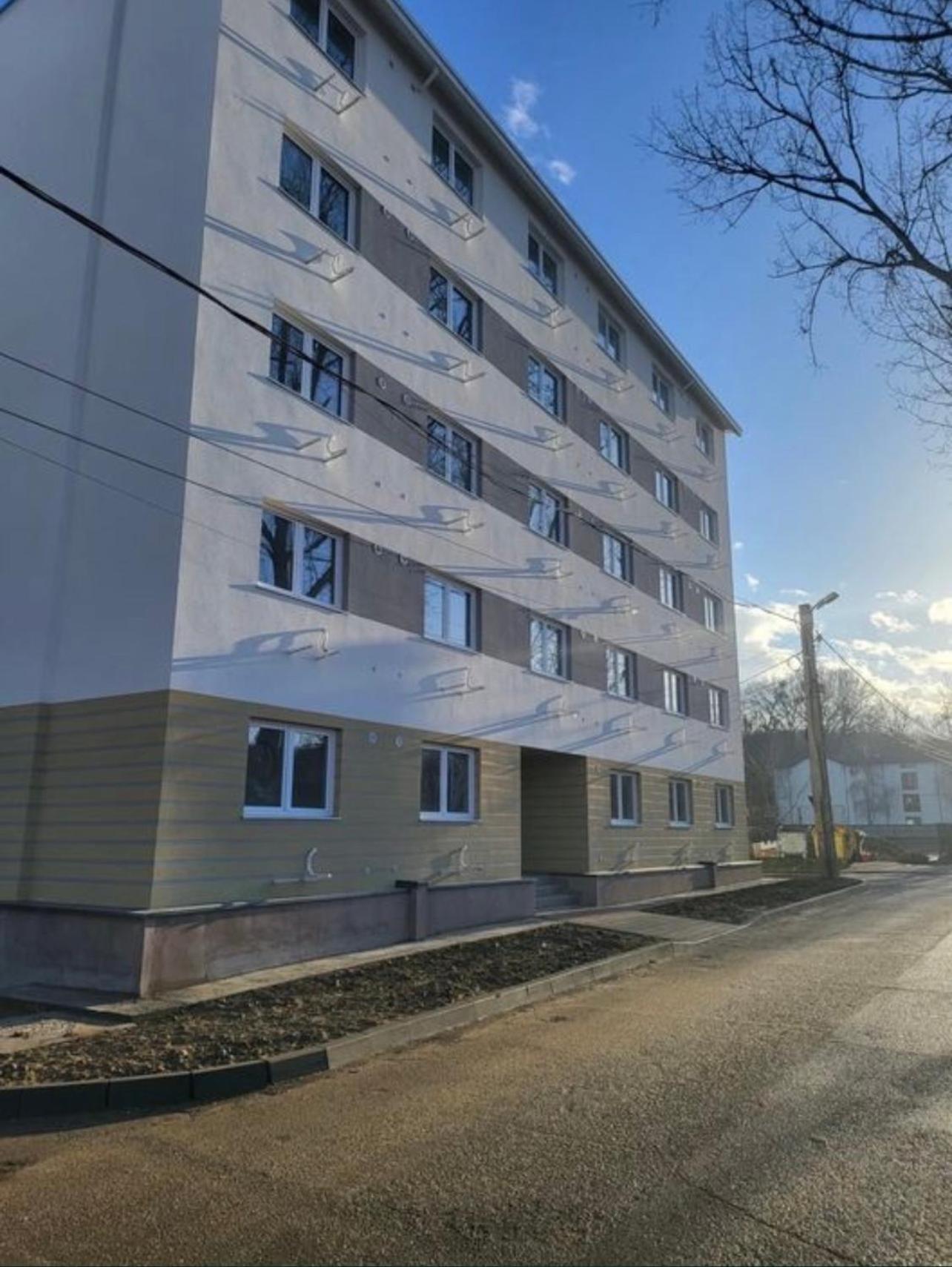 Nicolle Studio 2 Piteşti Exterior foto